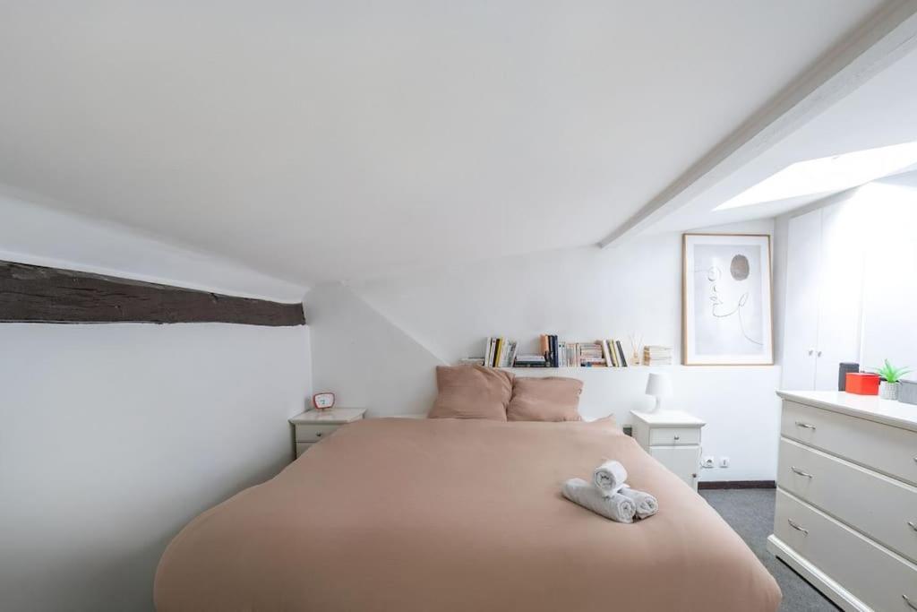 Joli Duplex Au Coeur Du Marais Apartment Paris Exterior foto